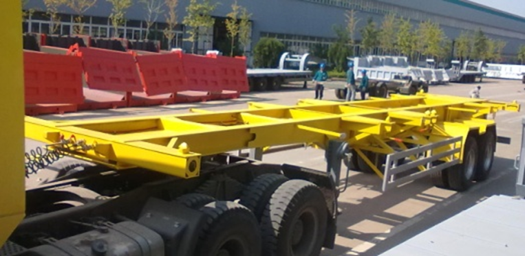 Container skeleton semi-trailer